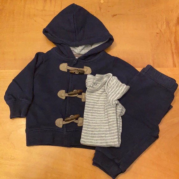 Carter’s 3 Month Navy And Gray Coordinating Set. - Picture 1 of 7